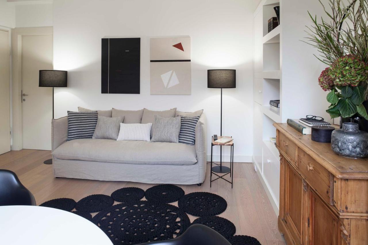 Lily Pads -Elegant Apartment- In The City Center Milán Exterior foto
