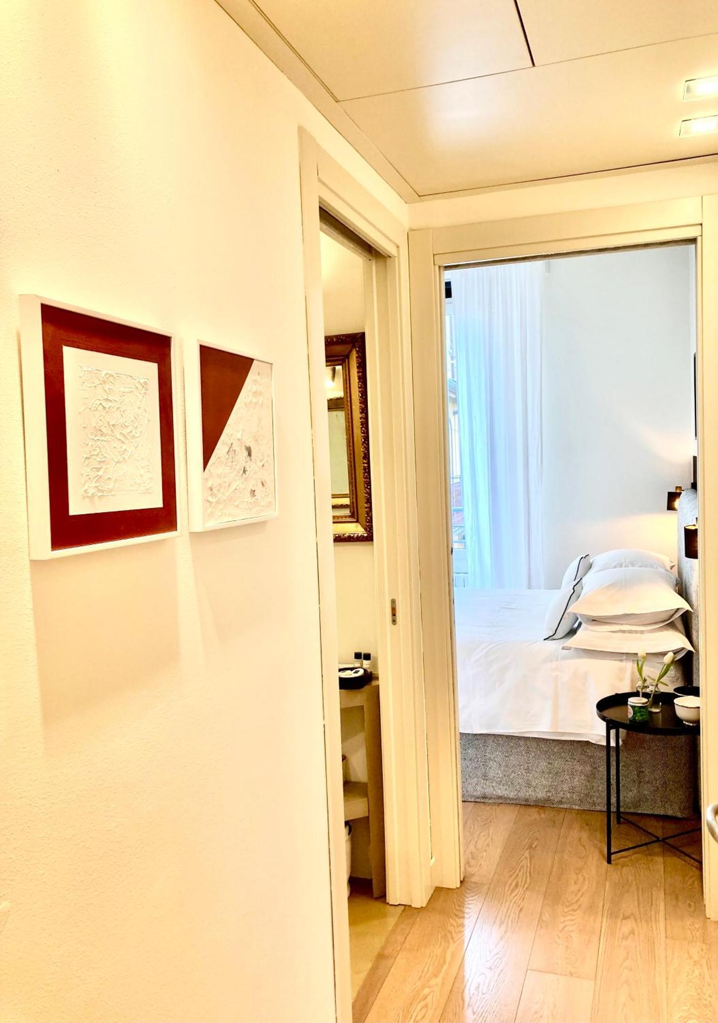 Lily Pads -Elegant Apartment- In The City Center Milán Exterior foto